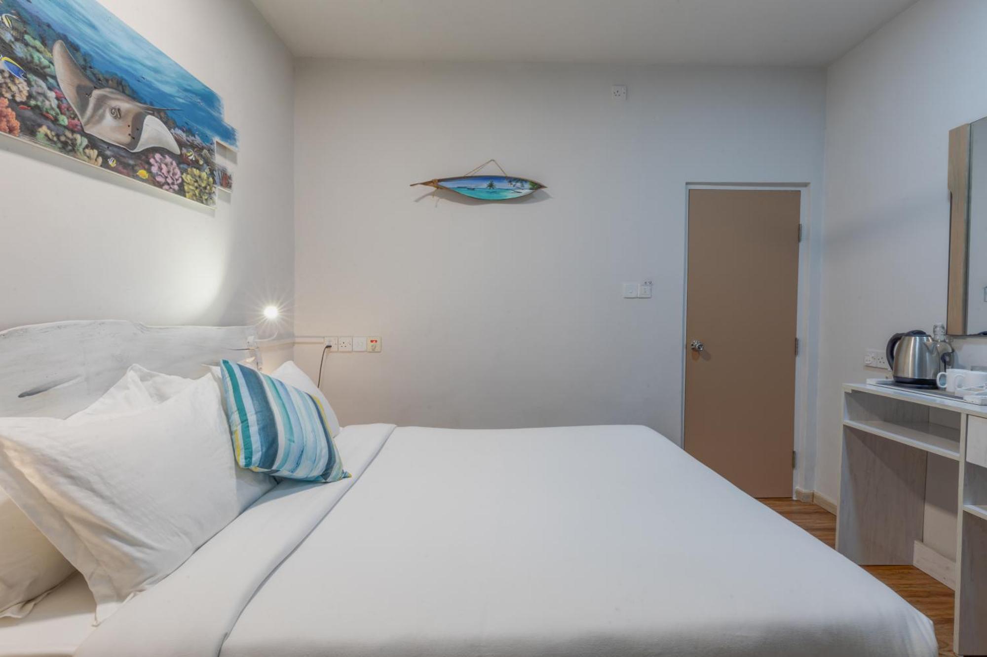 Ocean Pearl Maldives At Gulhi Island Hotel ภายนอก รูปภาพ